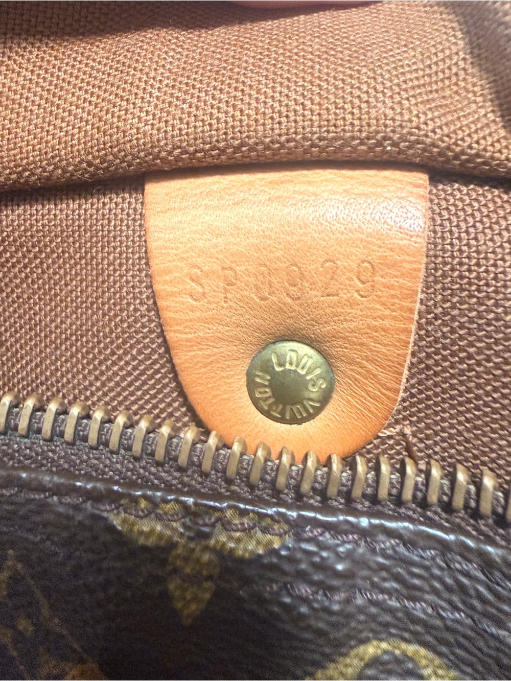 Authentic Louis Vuitton Brown Monogram Canvas Speedy 30 - Picture 7 of 10